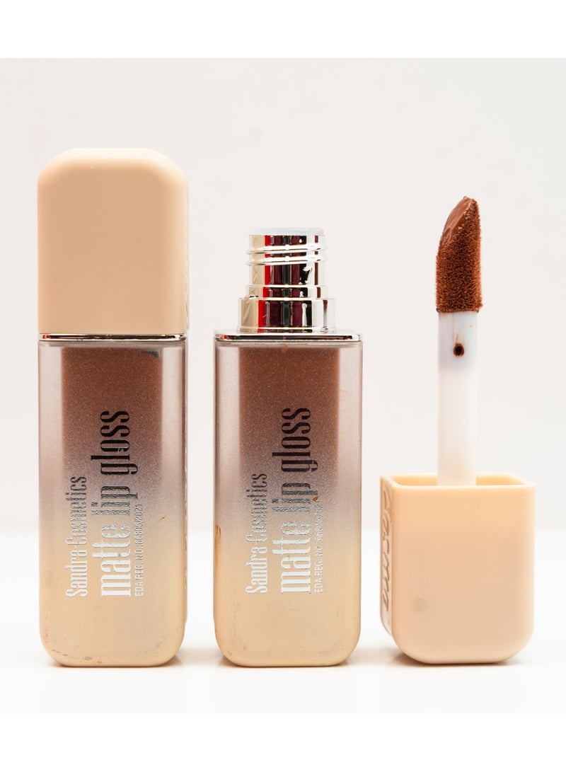 Sandra Matte Lip Tint, Long-Lasting Liquid Lipstick, Shade No. 135 - Image 1